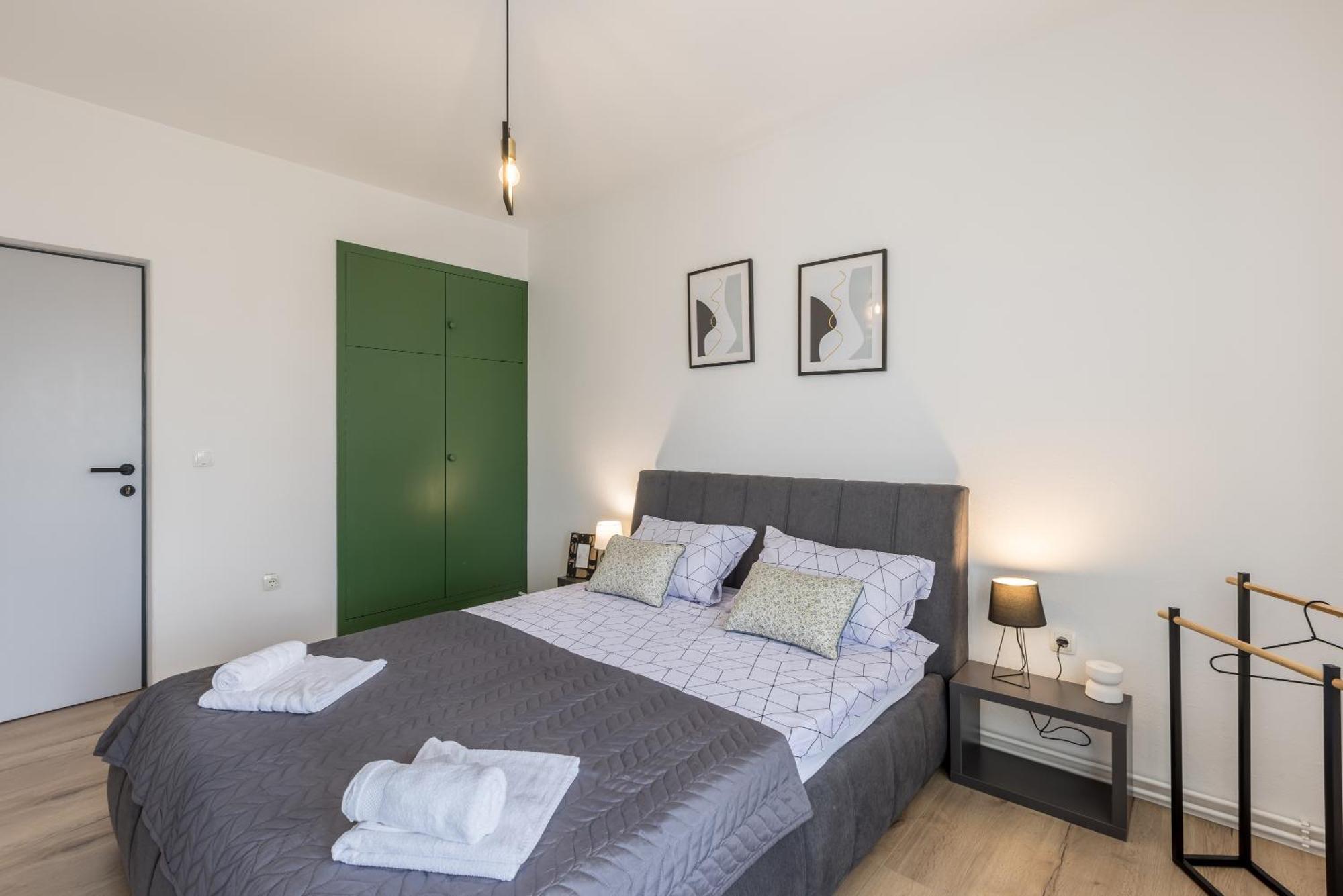 Vacation house CITRUS - quiet place, free parking - garage Kaštela Extérieur photo